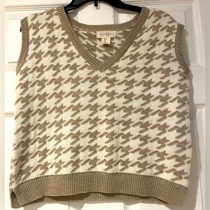⭐️3/$15⭐️Jessica Simpson Sweater Vest